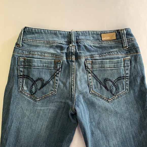 Refuge Distressed Jeans - Picture 2 of 7